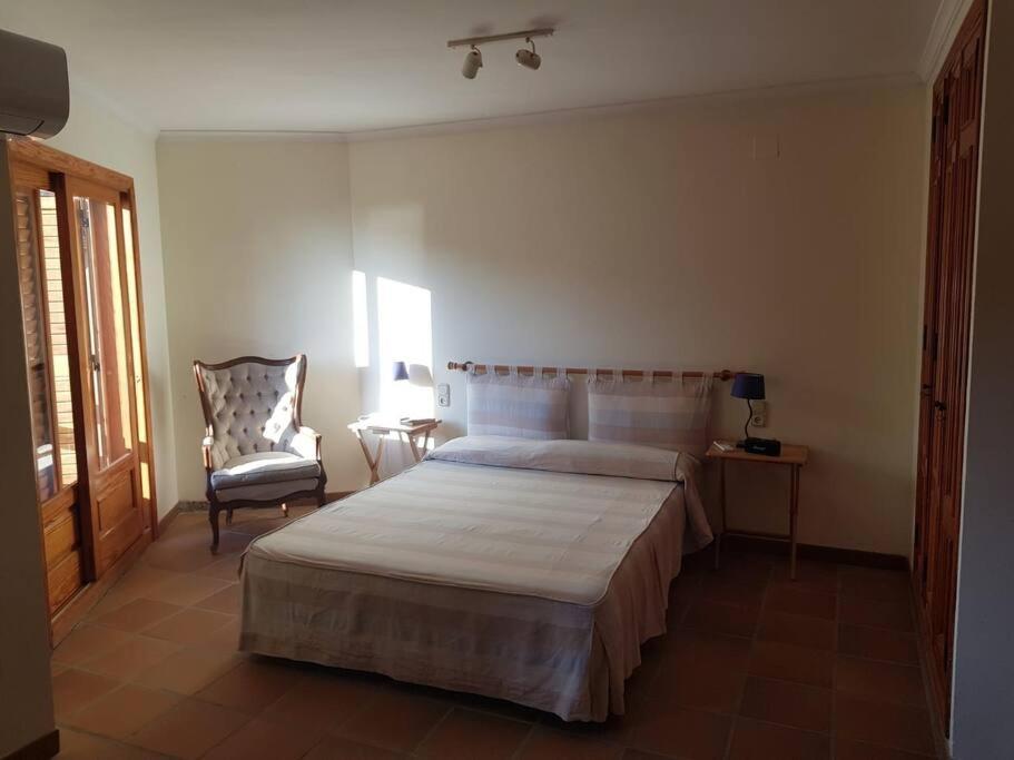 Chalet Adosado En La Playa De El Perellonet Con Piscina, Pista Tenis บาเลนเซีย ภายนอก รูปภาพ